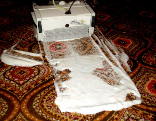 szamponowanie dywanów